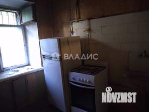 2-к квартира, вторичка, 42м2, 1/5 этаж