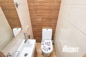 2-к квартира, вторичка, 58м2, 9/17 этаж