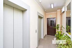 2-к квартира, вторичка, 58м2, 9/17 этаж