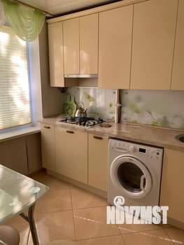 2-к квартира, вторичка, 36м2, 1/9 этаж