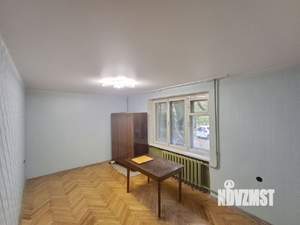 2-к квартира, вторичка, 42м2, 1/9 этаж
