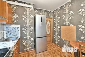 3-к квартира, вторичка, 63м2, 14/14 этаж