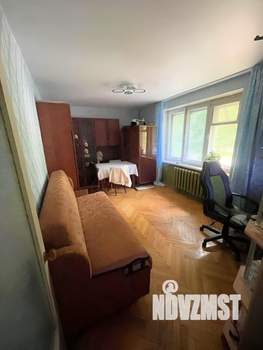 2-к квартира, вторичка, 42м2, 1/9 этаж