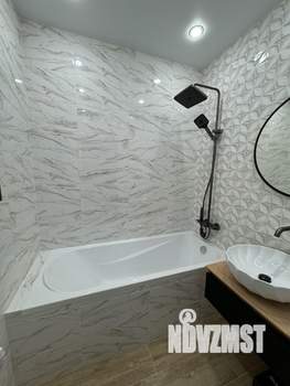 2-к квартира, вторичка, 56м2, 1/4 этаж