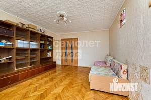 4-к квартира, вторичка, 72м2, 9/9 этаж