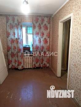 2-к квартира, вторичка, 42м2, 1/5 этаж