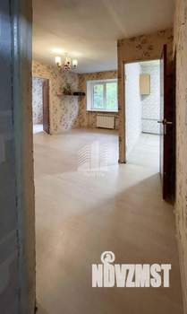 2-к квартира, вторичка, 45м2, 1/4 этаж